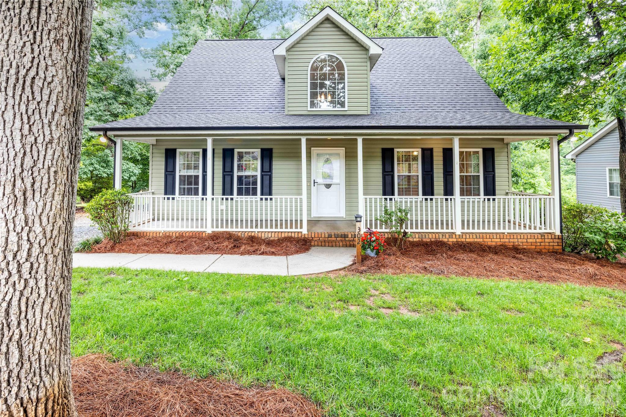 302 Skyland Court