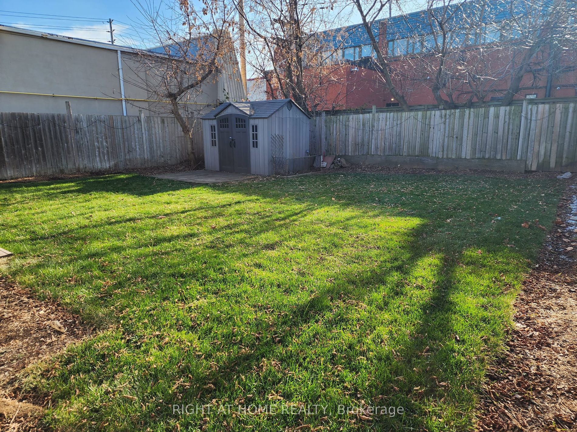 83 Cornwallis Dr