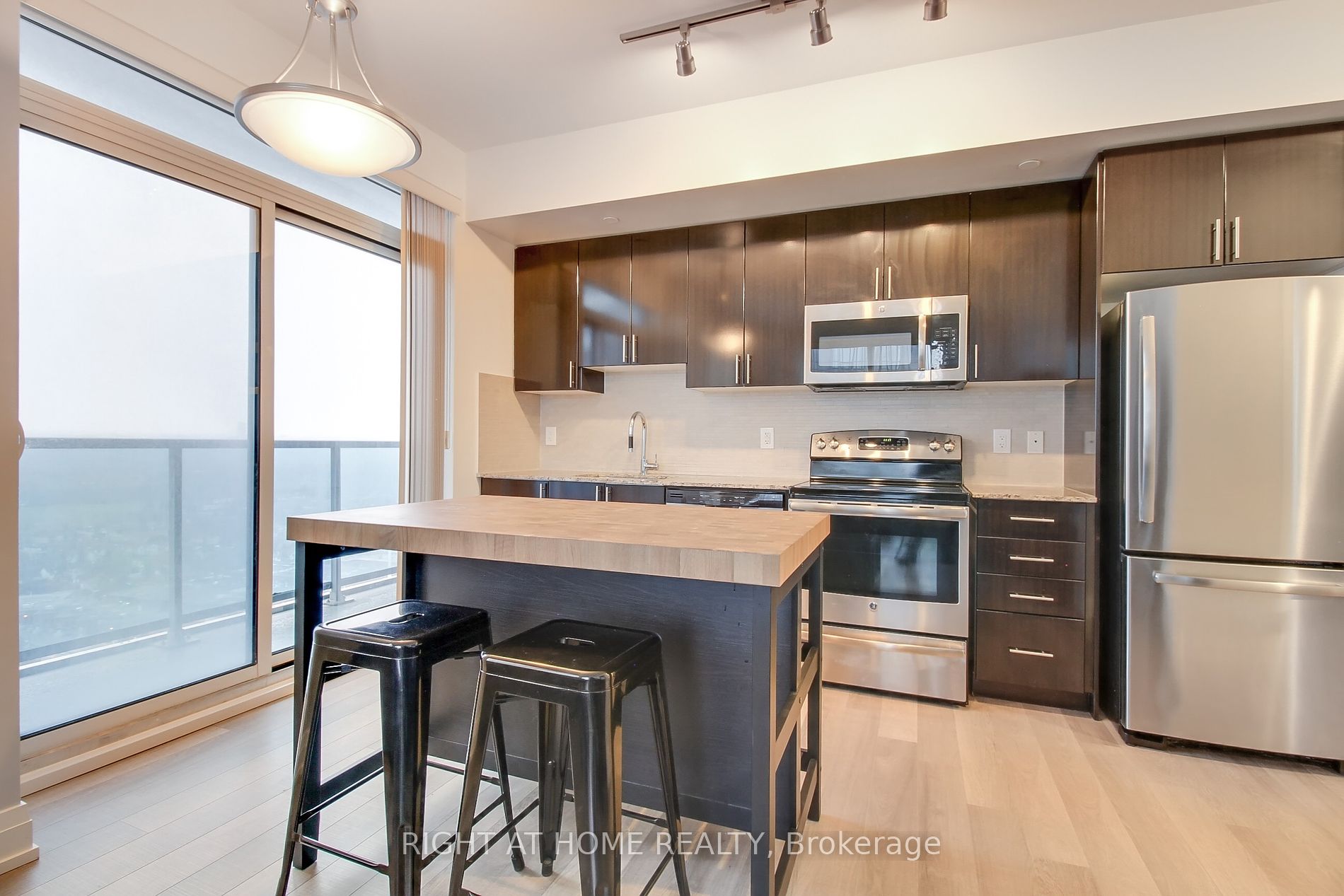 7165 Yonge St 1912