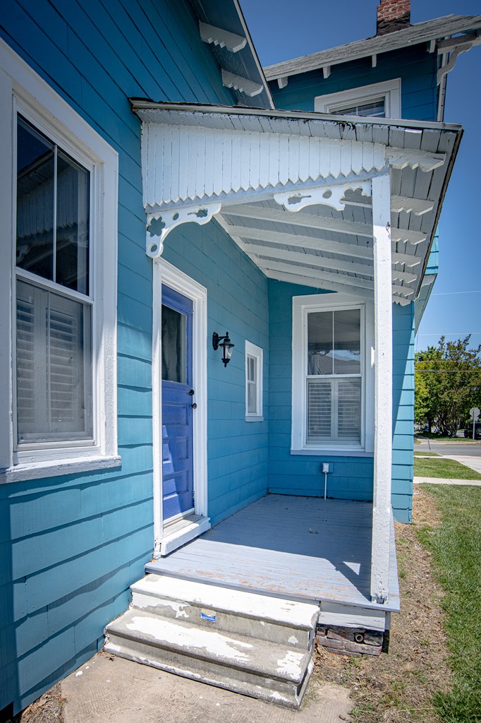 340 Randolph Ave 604
