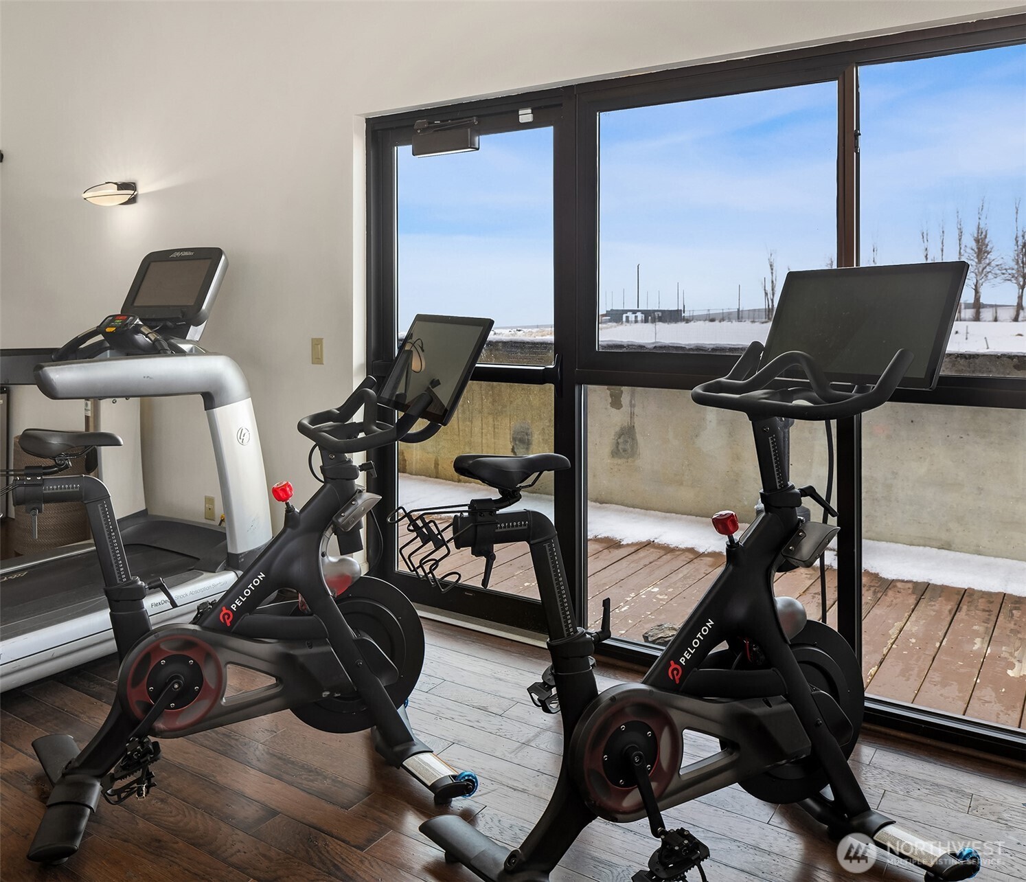 344 Silica Road NW 13