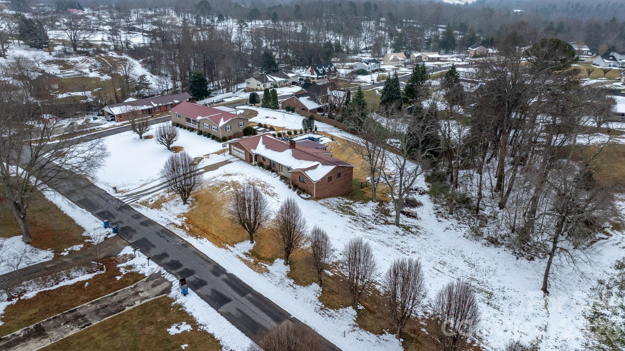 1621 Dakota Drive