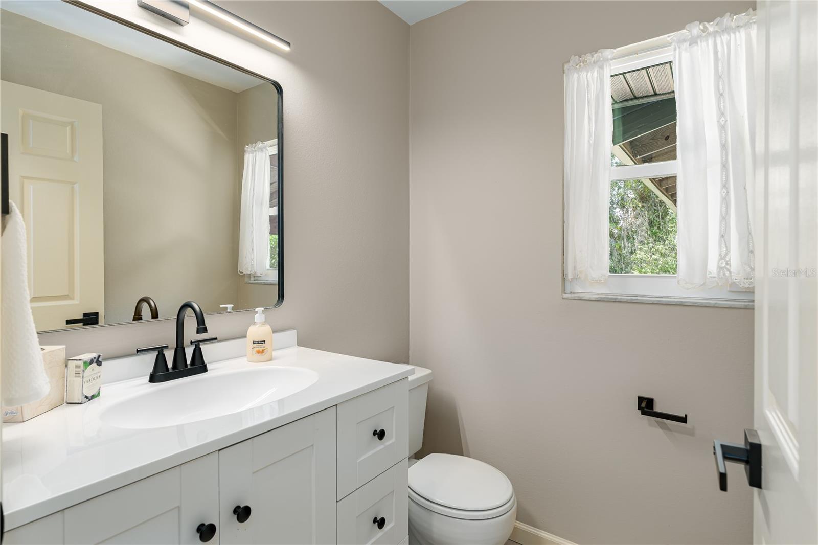 5403 Red Rooster Road