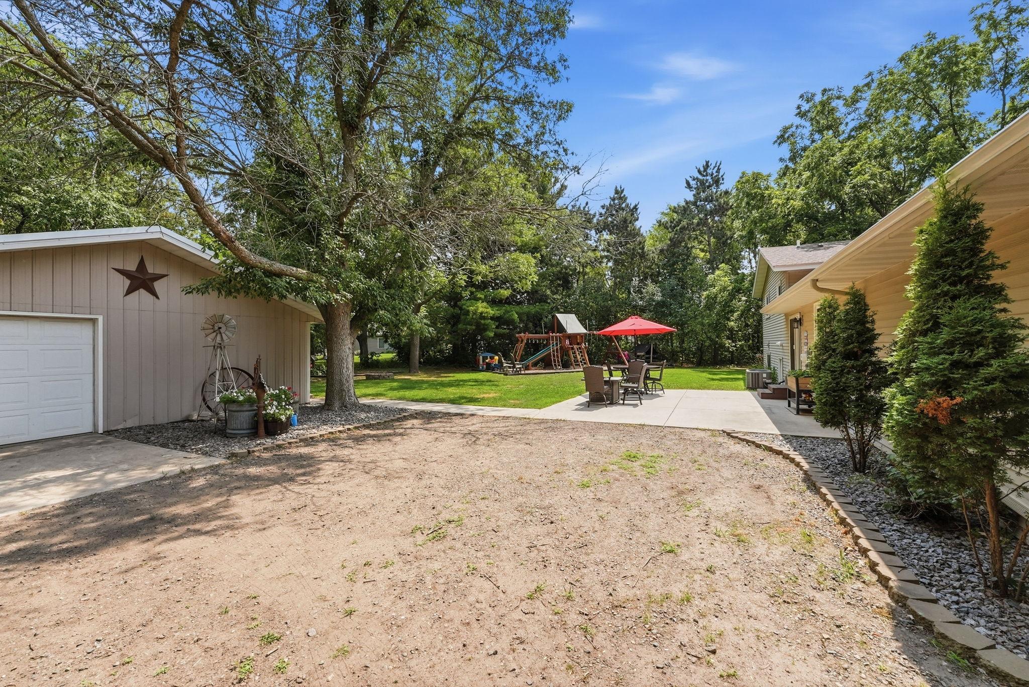 214 Highview Drive W