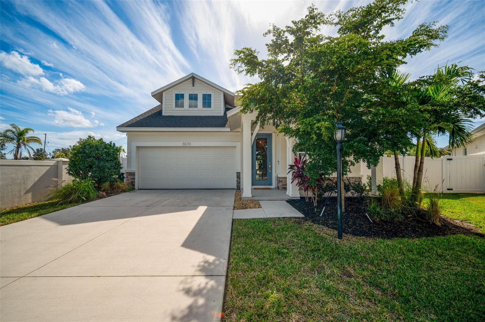 5570 Spanish Moss Cove, Bradenton, FL 