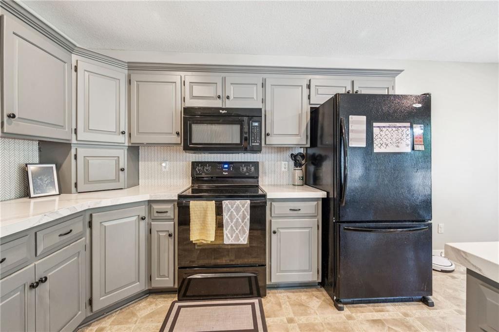 1507 Amesbury Avenue