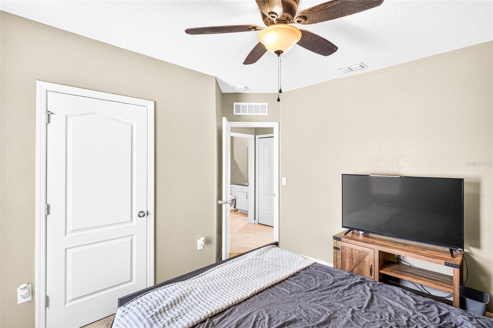 Property View 25