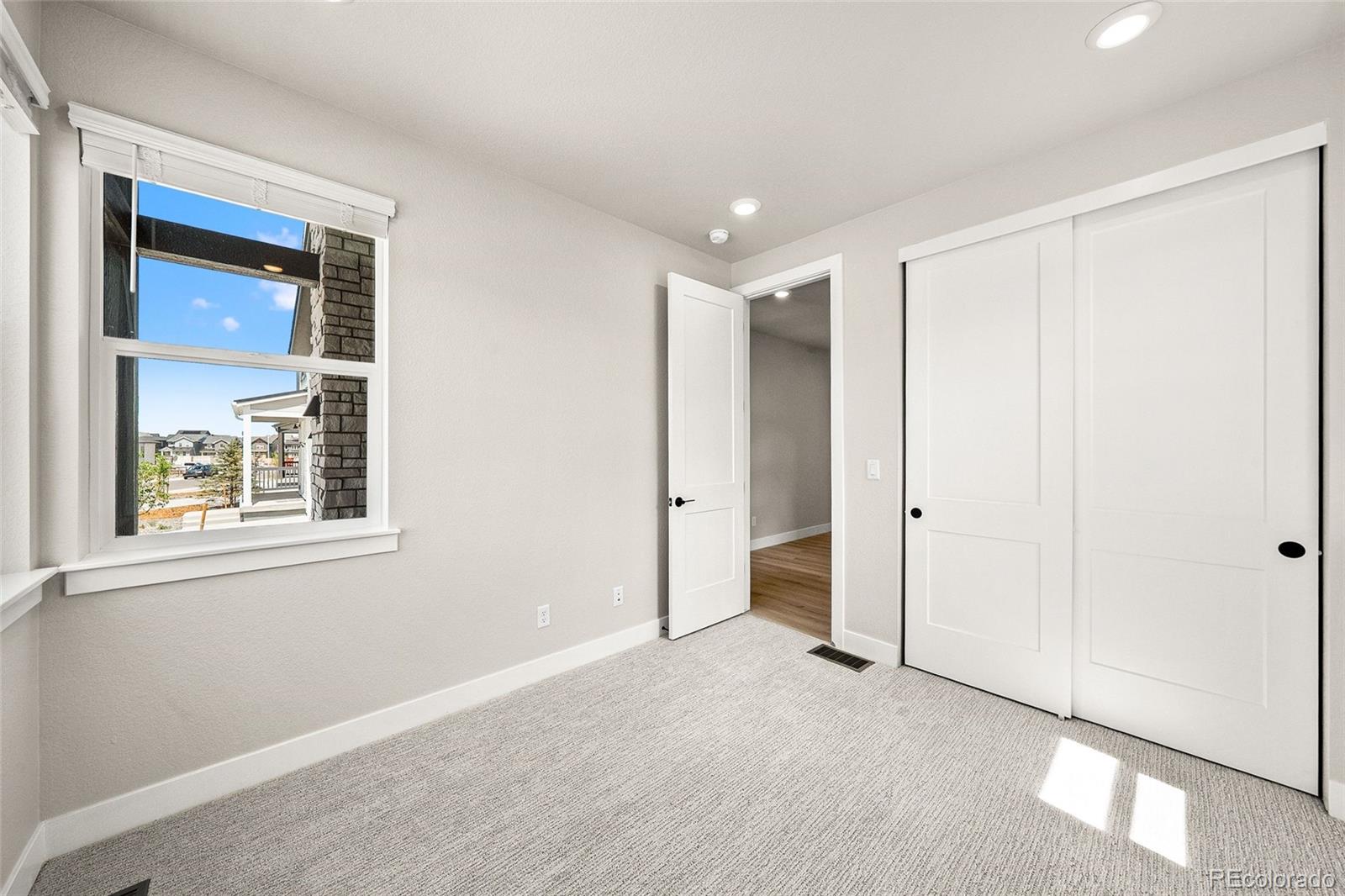 8632 Whiteclover Street