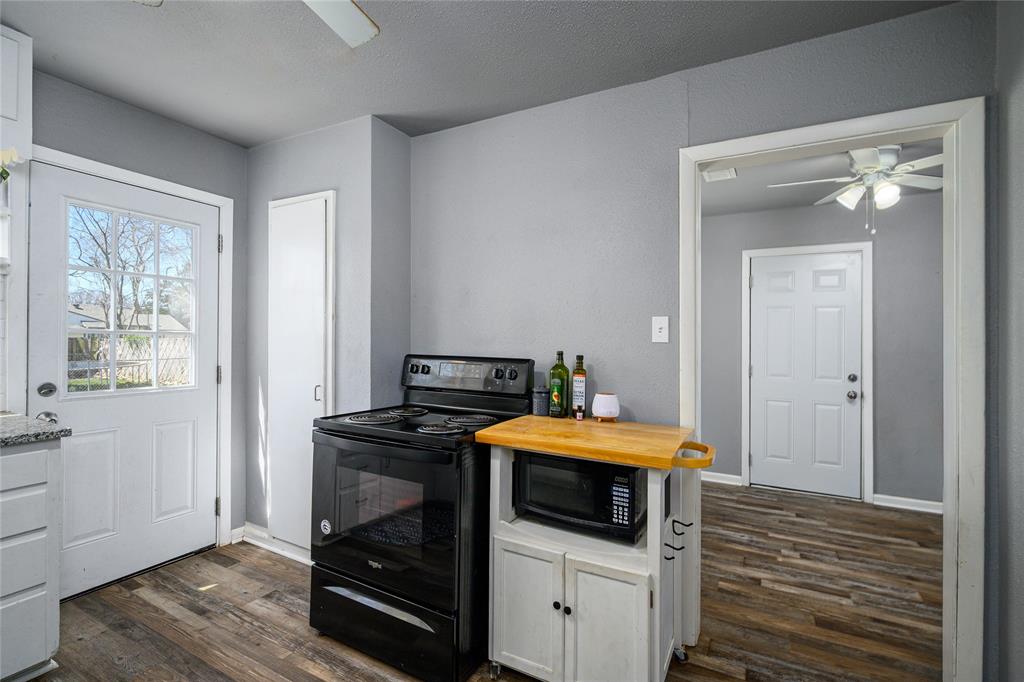 2106 N Alexander Street