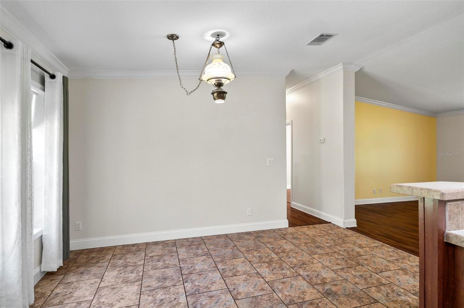 398 Old San Mateo Road