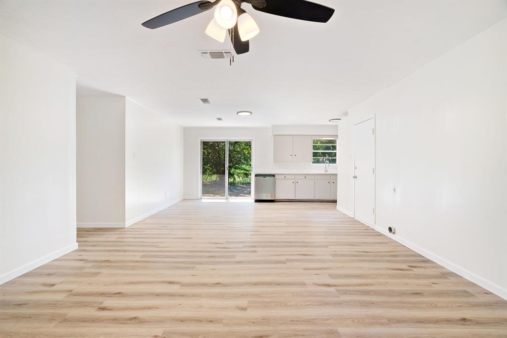 351 NE 6th