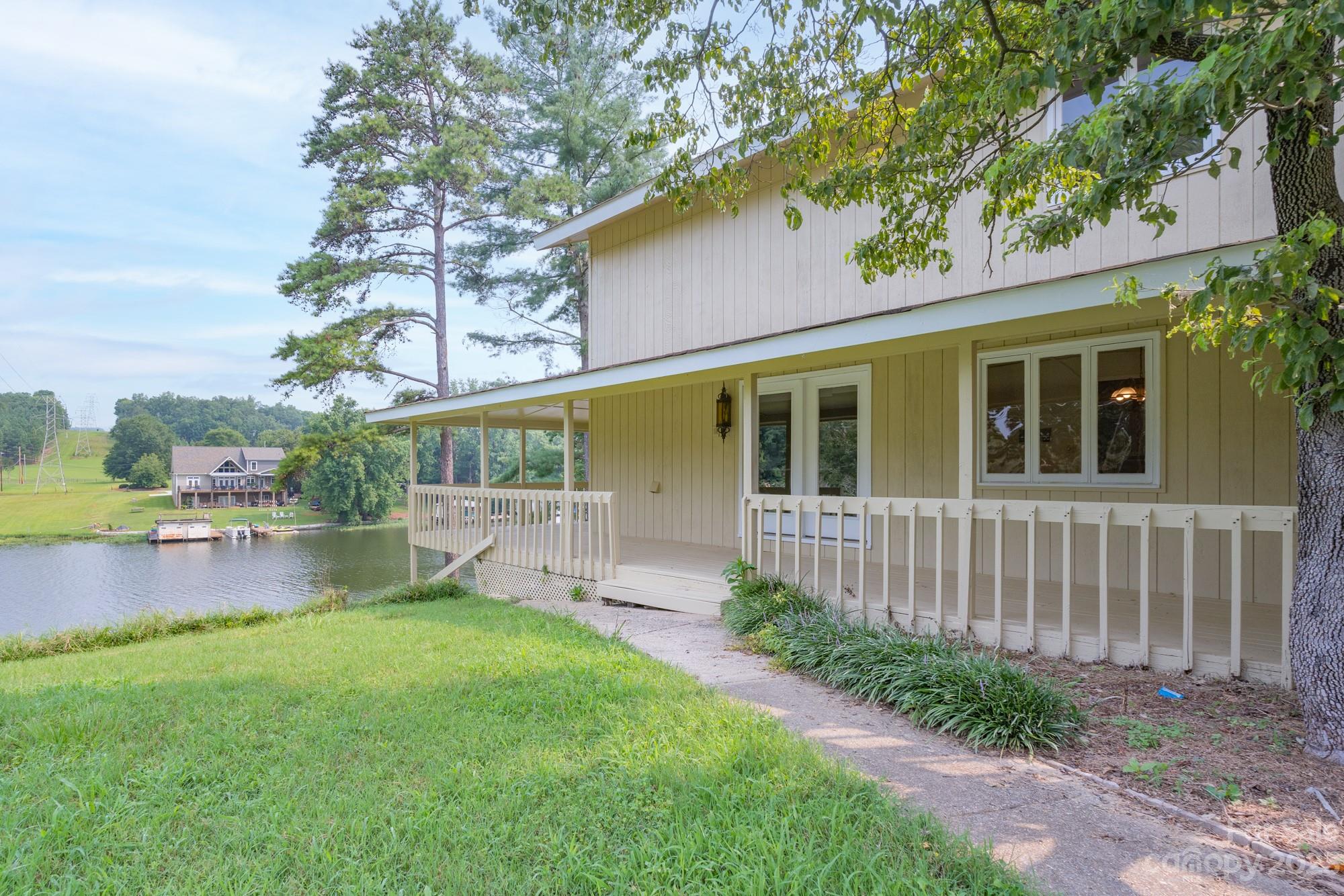 50109 Fox Road