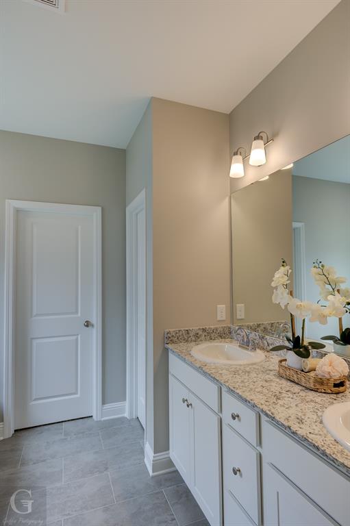 1221 Bayou Bay Court