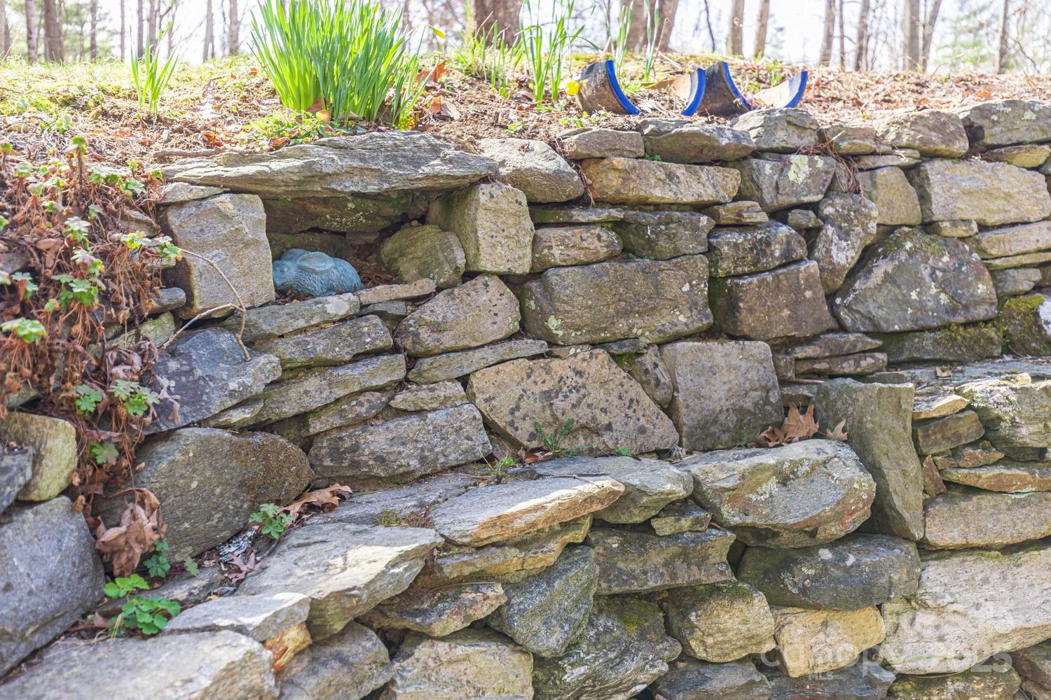 117 Woods View Trail