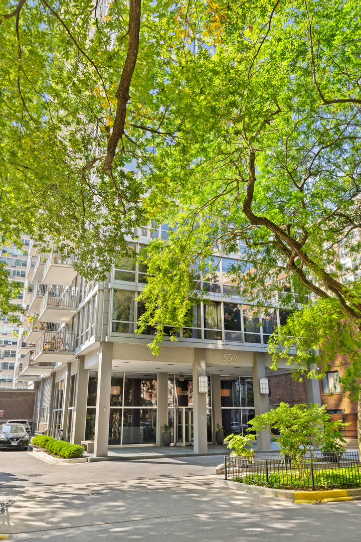 Rarely Available Corner Unit with Panoramic East, South & West Views 2 Bed | 2 Bath | 1,600 Sq Ft | Boutique Mies-Inspired High-Rise Experience the best of Chicago living in this rarely available southeast corner unit offering panoramic, floor-to-ceiling views of Lake Michigan, the city skyline, and stunning western sunsets. With exposures to the East, South, and West, natural light fills every inch of this beautifully renovated 1,600 sq ft, 2-bedroom, 2-bathroom home perched high above the lakefront. Set within a boutique Mies van der Rohe-inspired building, this architectural gem features just 62 residences offering unmatched privacy and serenity. Professionally managed, the building includes door staff, a dedicated engineer, and a strong sense of community.   The gut-rehabbed unit features open-concept living, dining, and kitchen areas designed for both comfort and entertaining, all set against a backdrop of shimmering lake views and the Lincoln Park trees.   The unit features matte finish Ash wood Swedish hardwood and Jonathan Adler designer lighting throughout.   The chef's kitchen is a showpiece, featuring all high-end Bosch appliances, induction stove top, built-in refrigerator, quartz waterfall peninsula on an 8-foot island, Canadian custom-made all-drawer cabinets, full-height glass backsplash, and built-in water filter.   Step out onto your private 13' x 6' balcony to grill, dine, or simply take in the breeze and unbeatable views over Lake Michigan.    The master suite is a tranquil retreat, large enough for a king-size bed and complete with custom build-in closets and custom solar shades and lined block-out drapes.  The spa-inspired en-suite bathroom includes a floating double German Duravit vanity, and upscale European fixtures and tile.   The second full bath includes a floating German Duravit vanity with porcelain top, soaking tub, Grohe fixtures and European tile.     Additional features include a heated storage room, basement laundry facilities, and pet-friendly policies-just a short walk to Belmont Dog Beach. Enjoy the ultimate lakefront lifestyle: steps from Lincoln Park, Belmont Harbor, Diversey Driving Range, North Pond, tennis courts, and 17 miles of lakefront trails. You're minutes from North Avenue Beach, Wrigley Field, nightlife, shopping, and quick access to CTA buses, L trains, and Lake Shore Drive. The Magnificent Mile is just a 10-minute drive away. This one-of-a-kind, fully renovated home offers the ideal blend of design, comfort, and location-perfect for city dwellers who want it all.