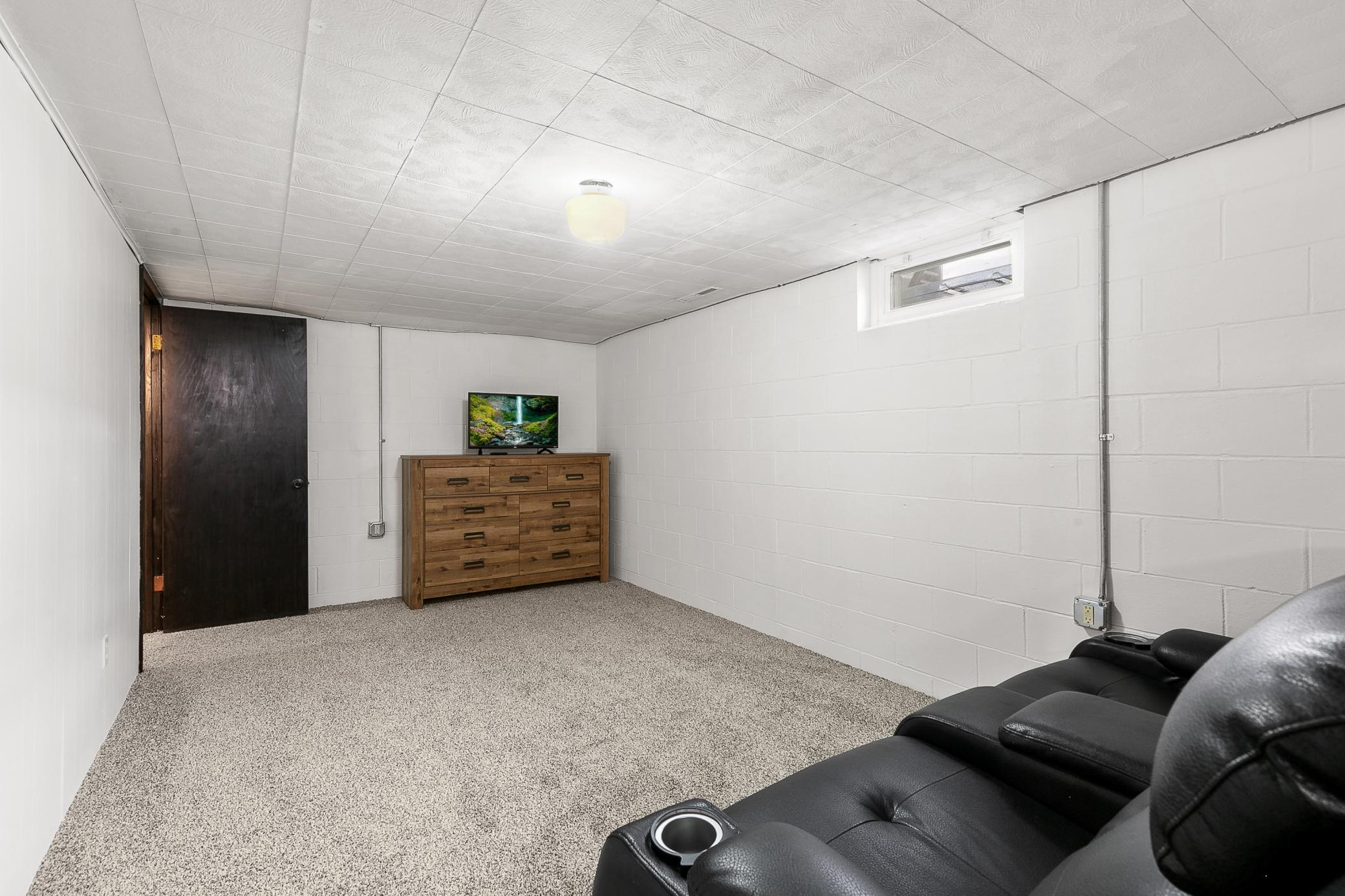 61 Greenstone Lane