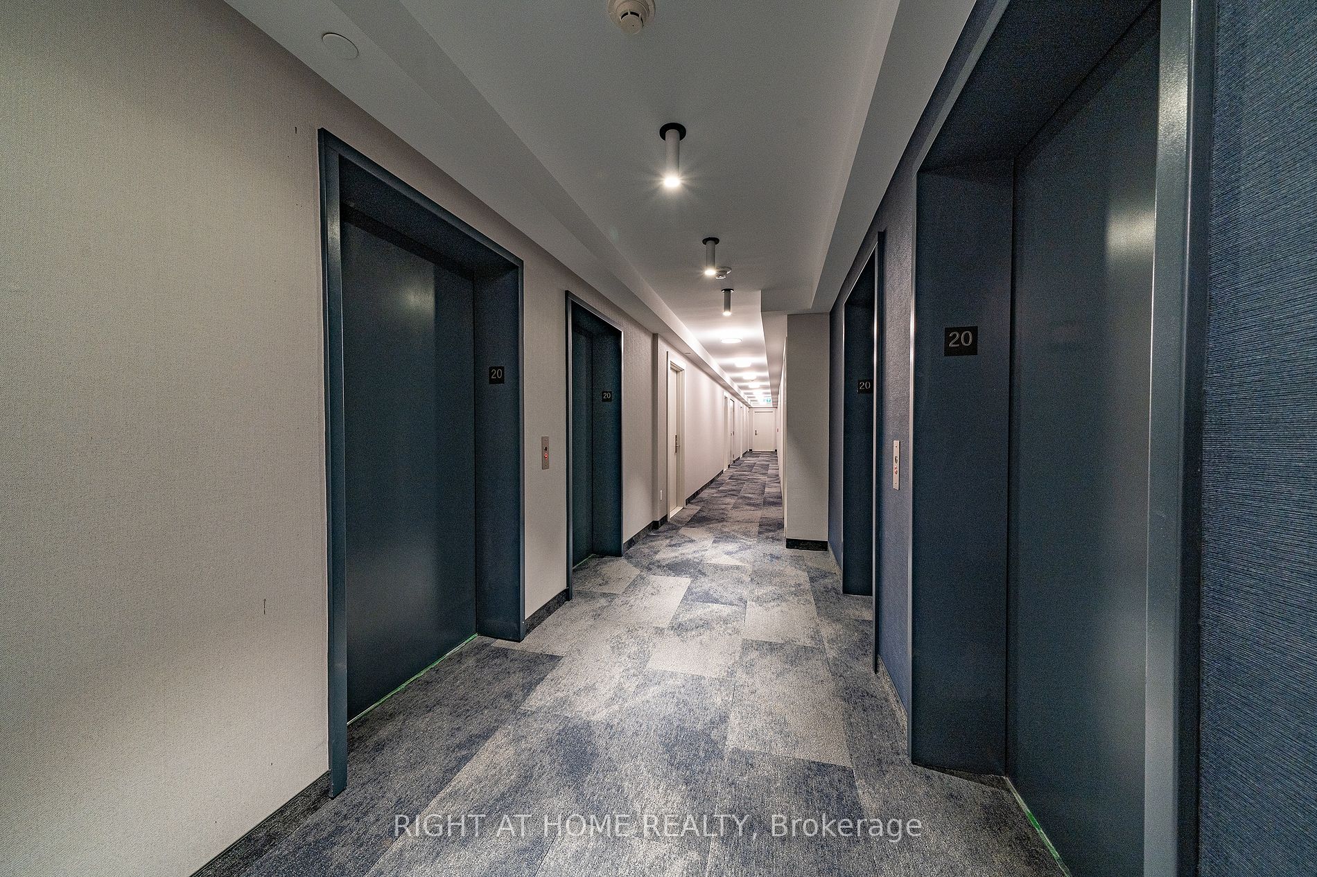 2550 N Simcoe St 2015