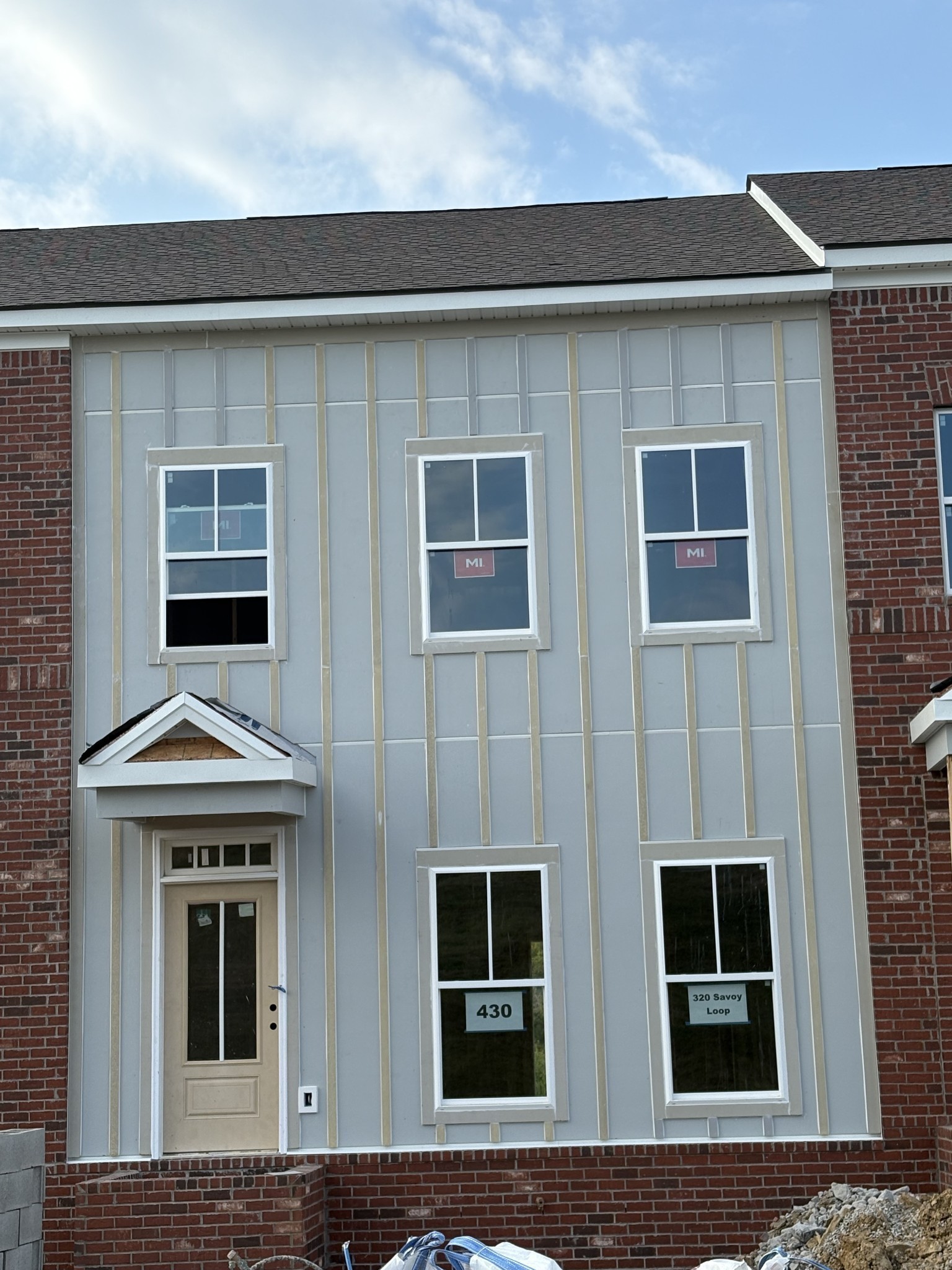 320 Savoy Loop — sold