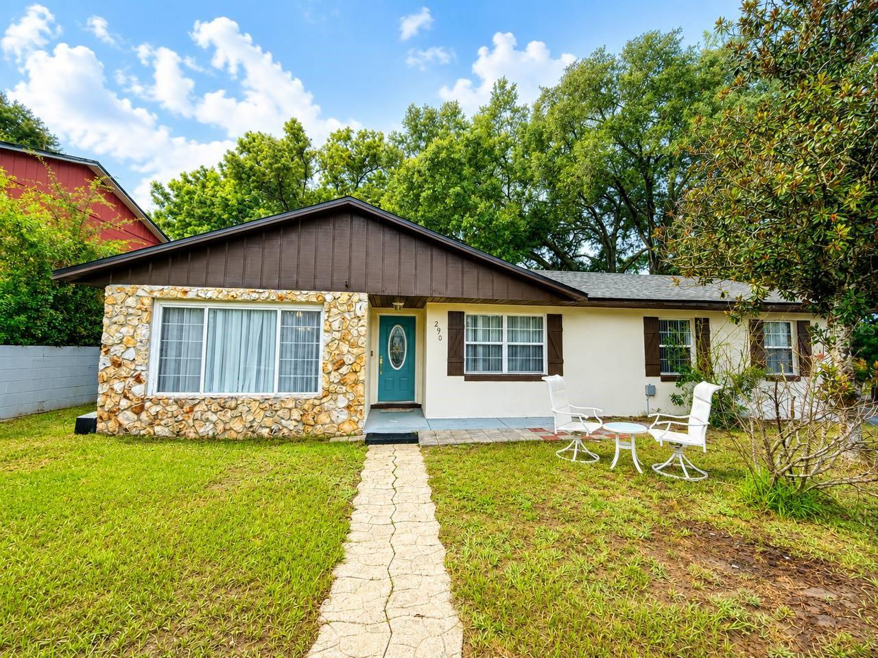 290 Hillside Drive
