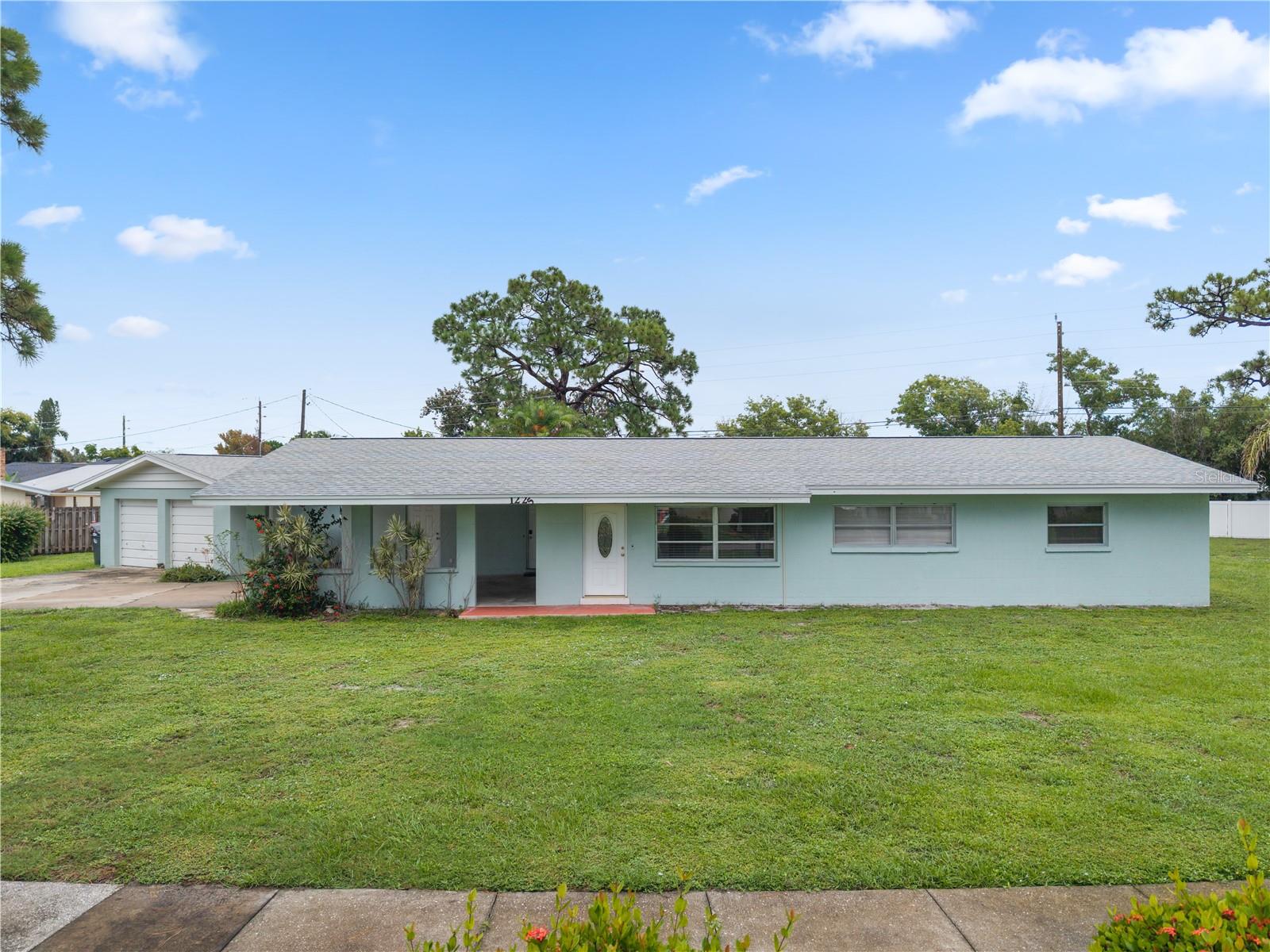 1225 Casabella Drive