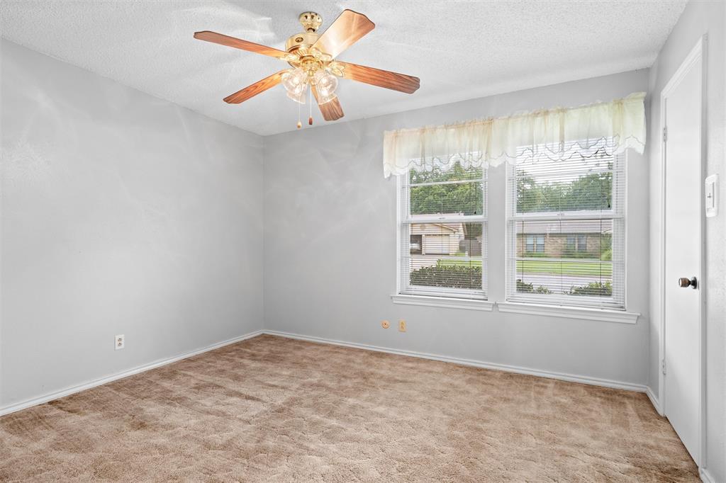 3105 Steeplechase Trail