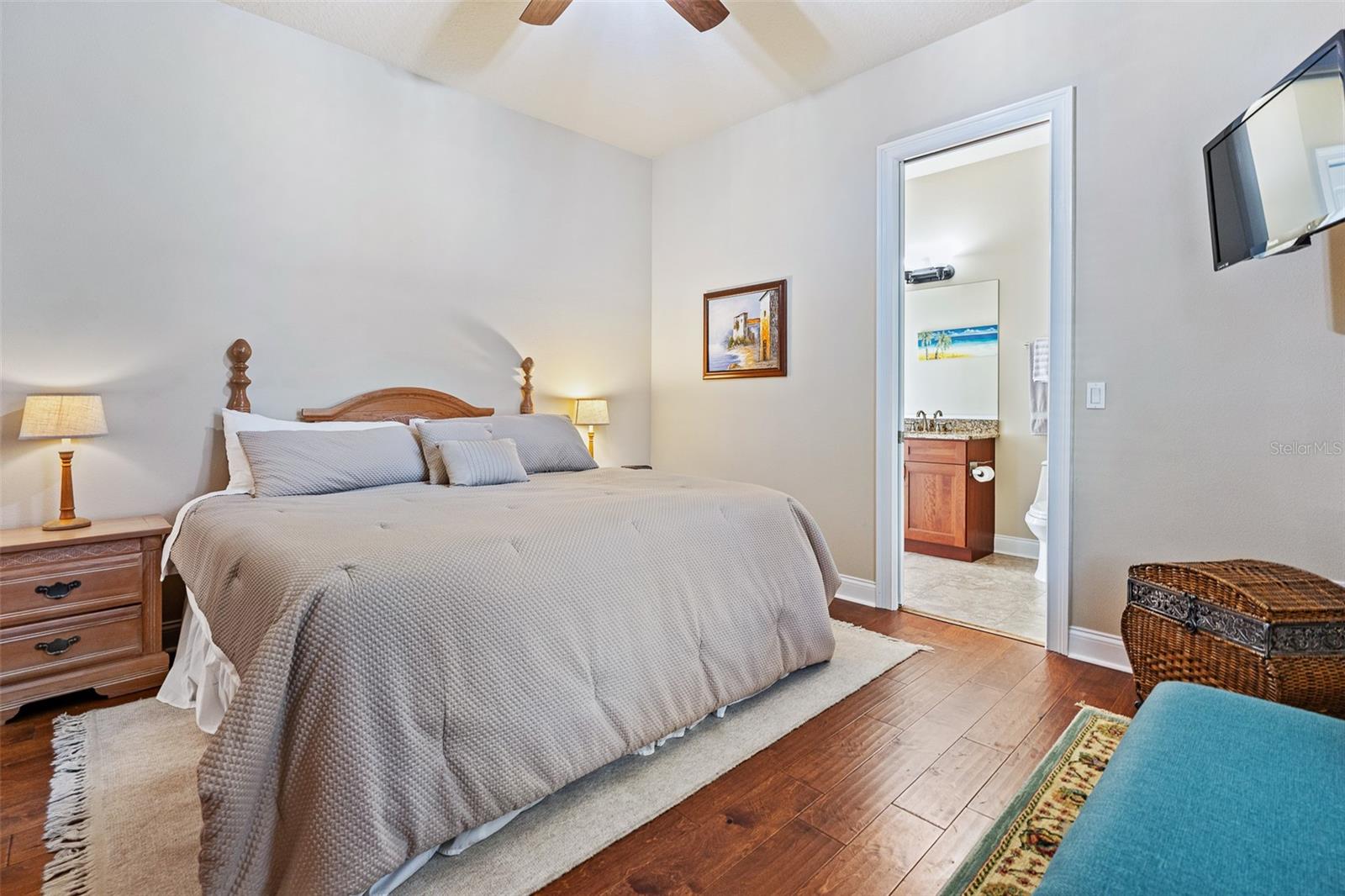 2 Humming Bird Circle