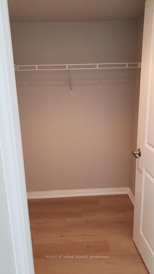 900 Mount Pleasant Rd 327