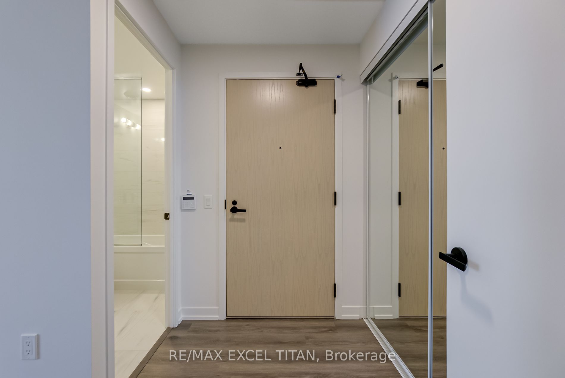 225 Commerce St 1501