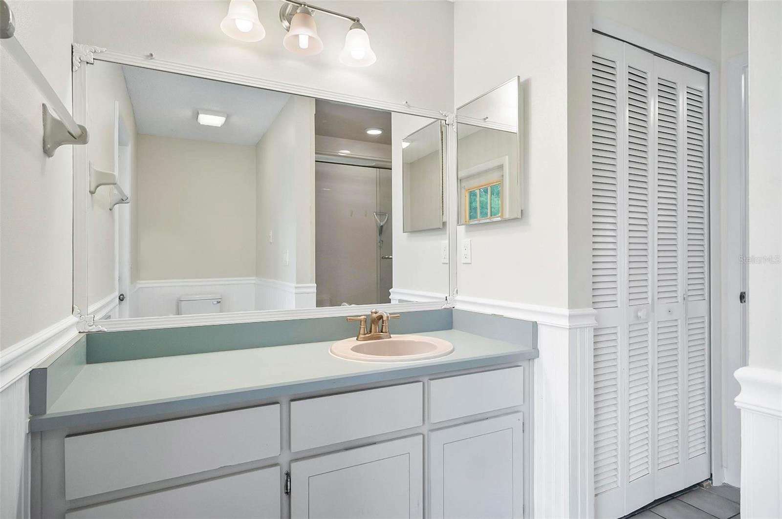 59 Zephyr Lily Trail