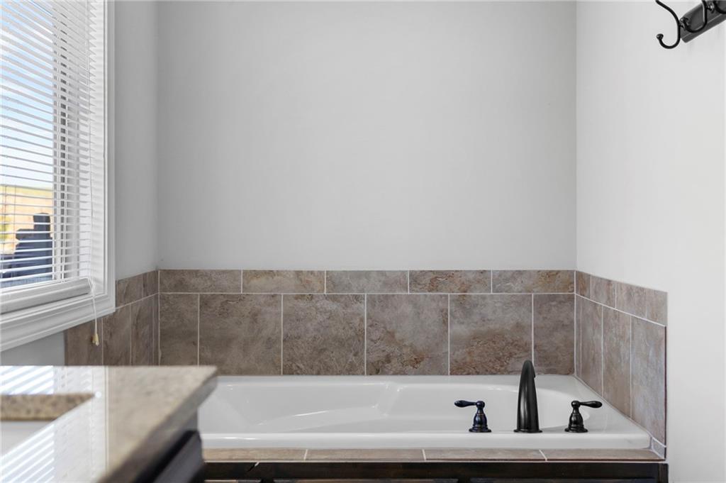 6720 N Cypress Avenue