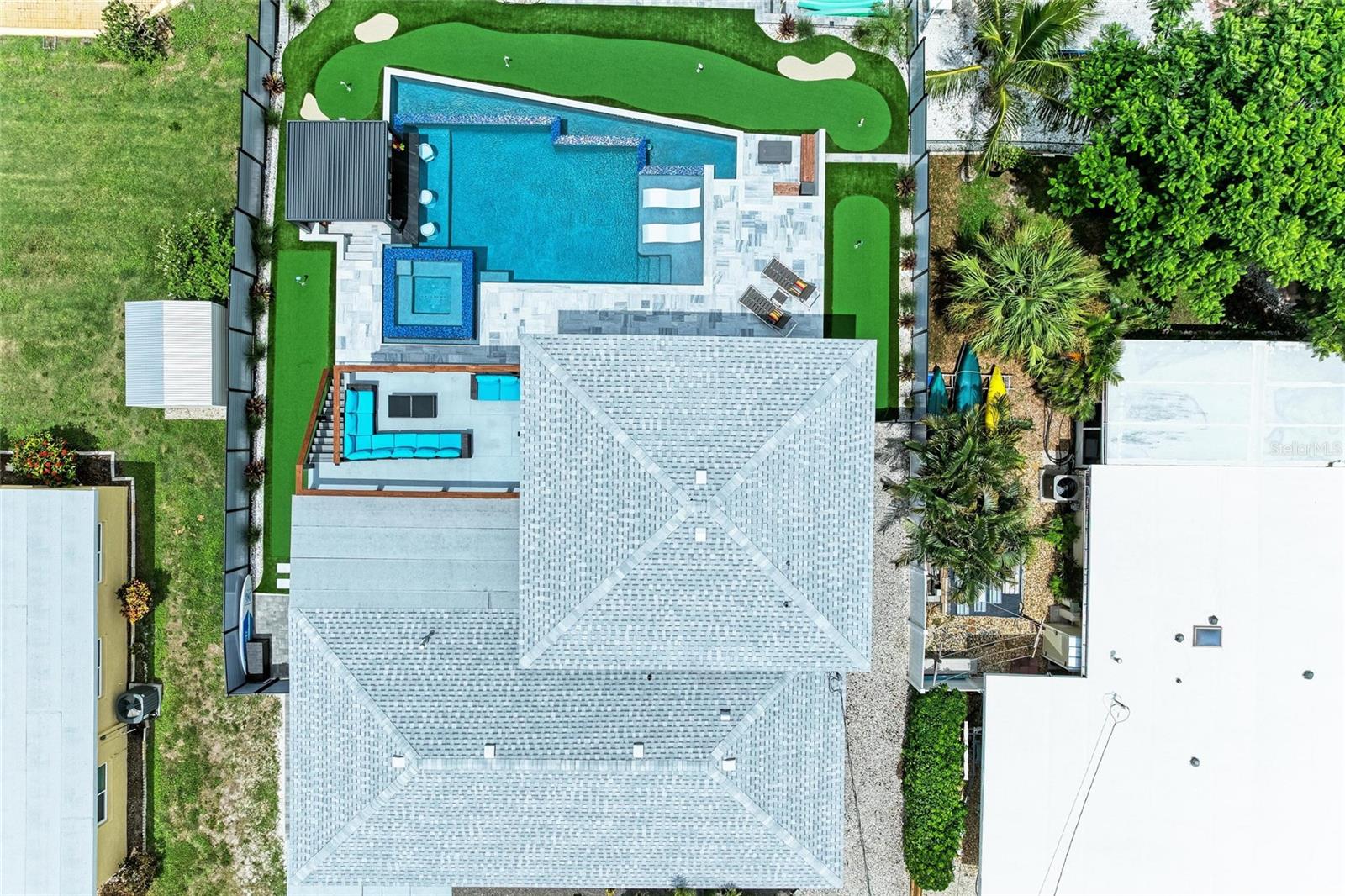 310 Bryn Mawr Island, Bradenton, FL