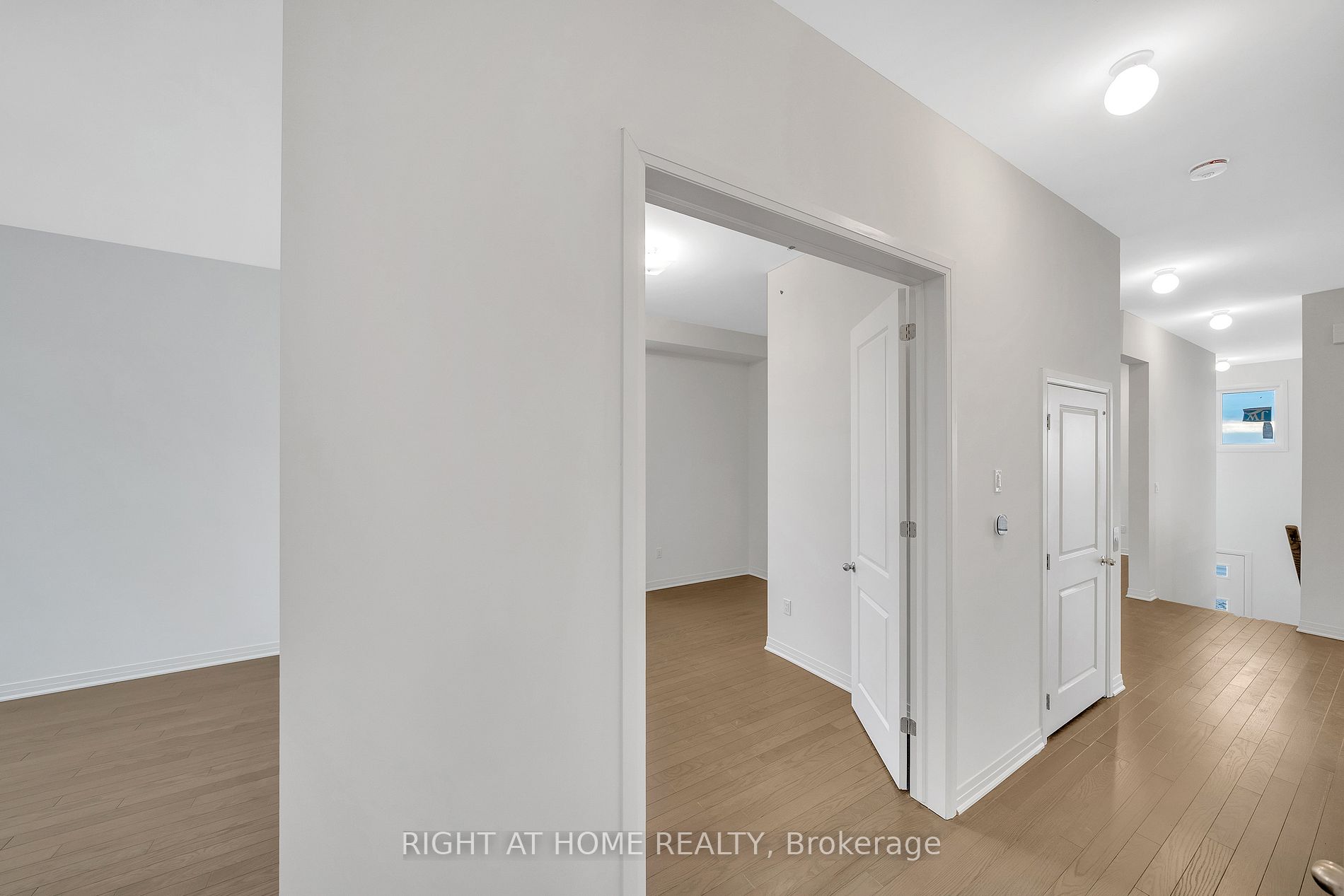 275 Port Darlington Rd