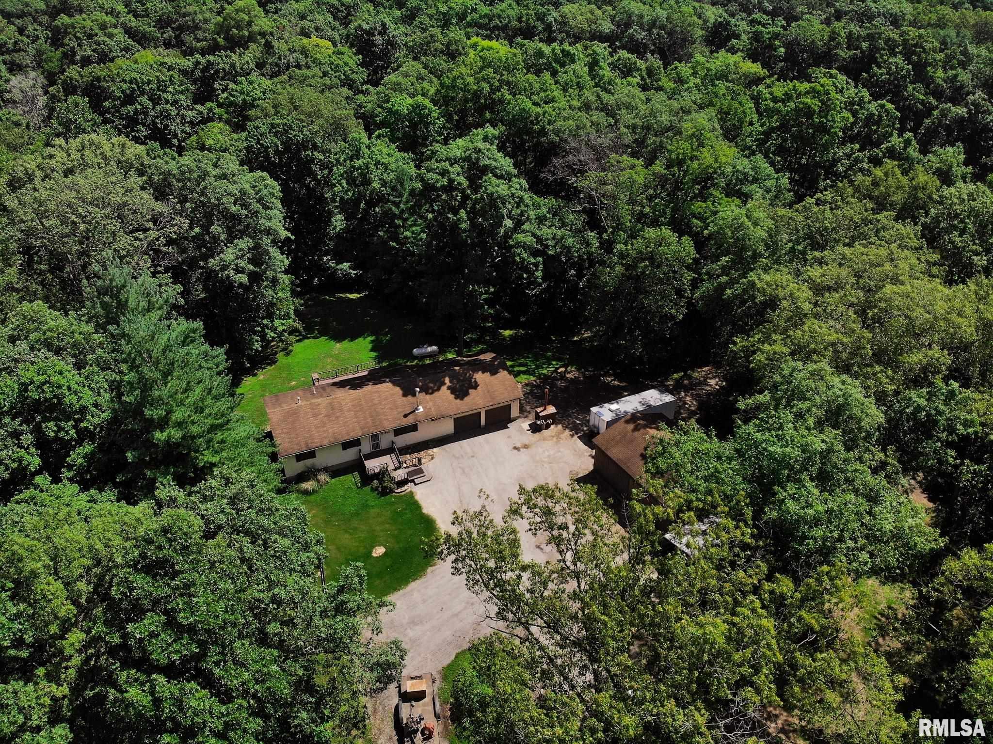 Residential for sale in Iuka, Illinois, EB445708