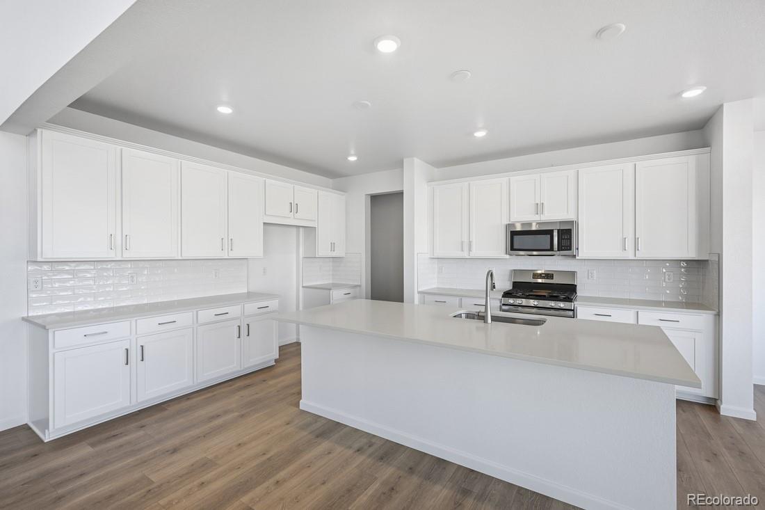 16955 W 92nd Loop