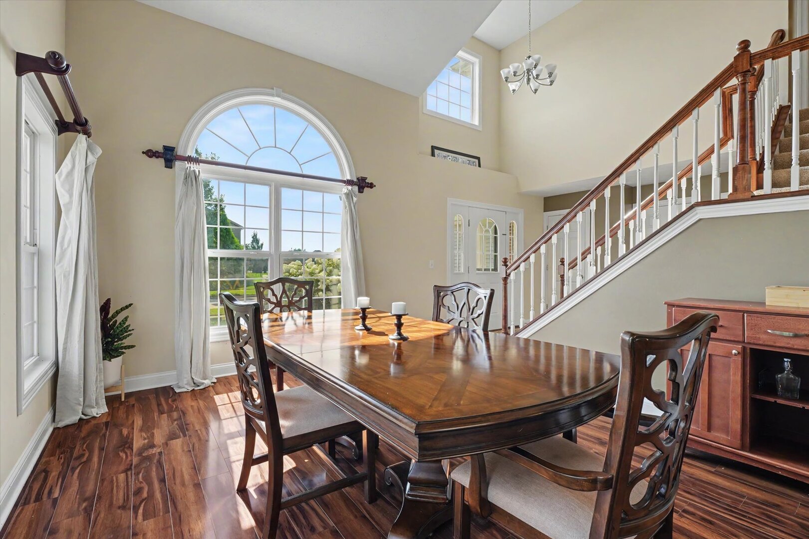 2101 Talans Drive