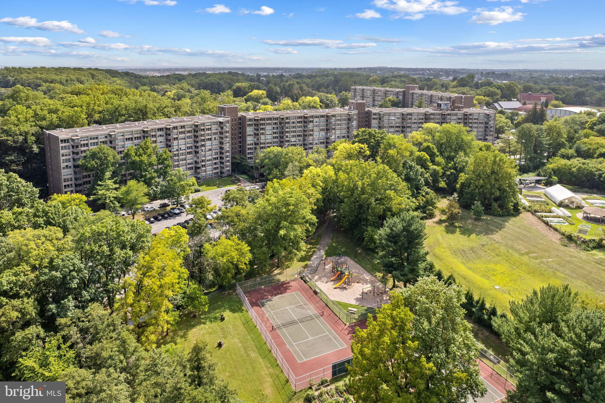 1001 City Avenue EC-107