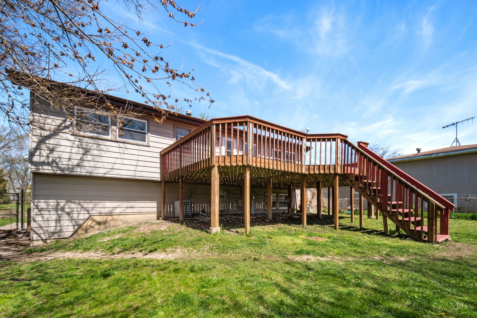 1121 Abbot Lane
