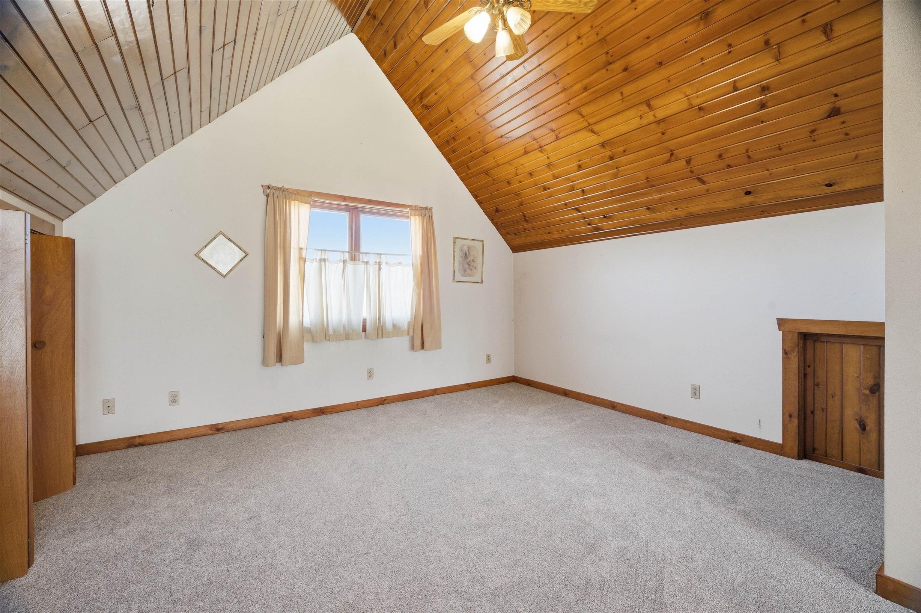 N4640 Lakeshore Drive