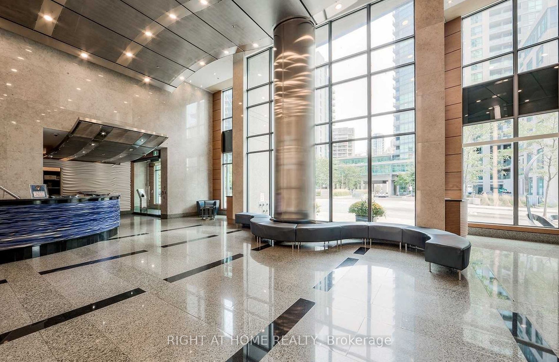 219 Fort York Blvd 2502