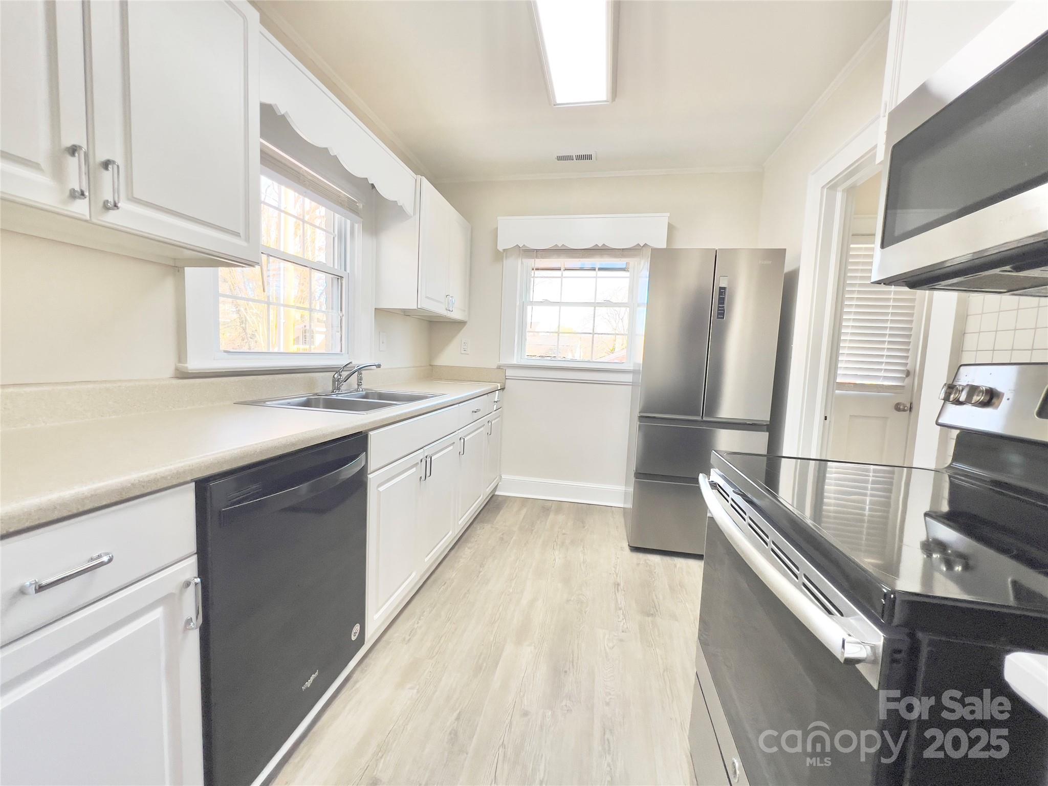 312 Sharon Avenue NW