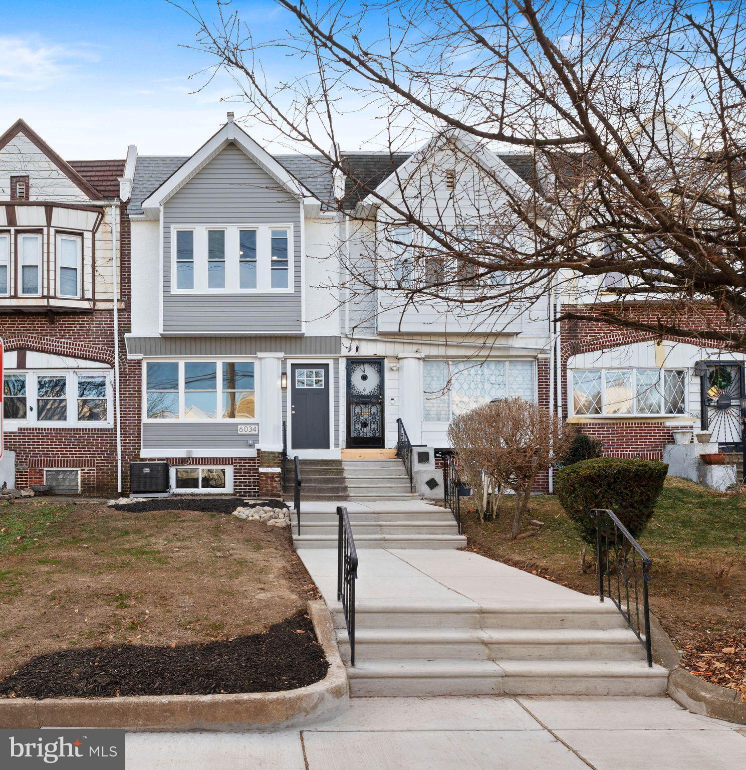 6034 W Columbia Avenue