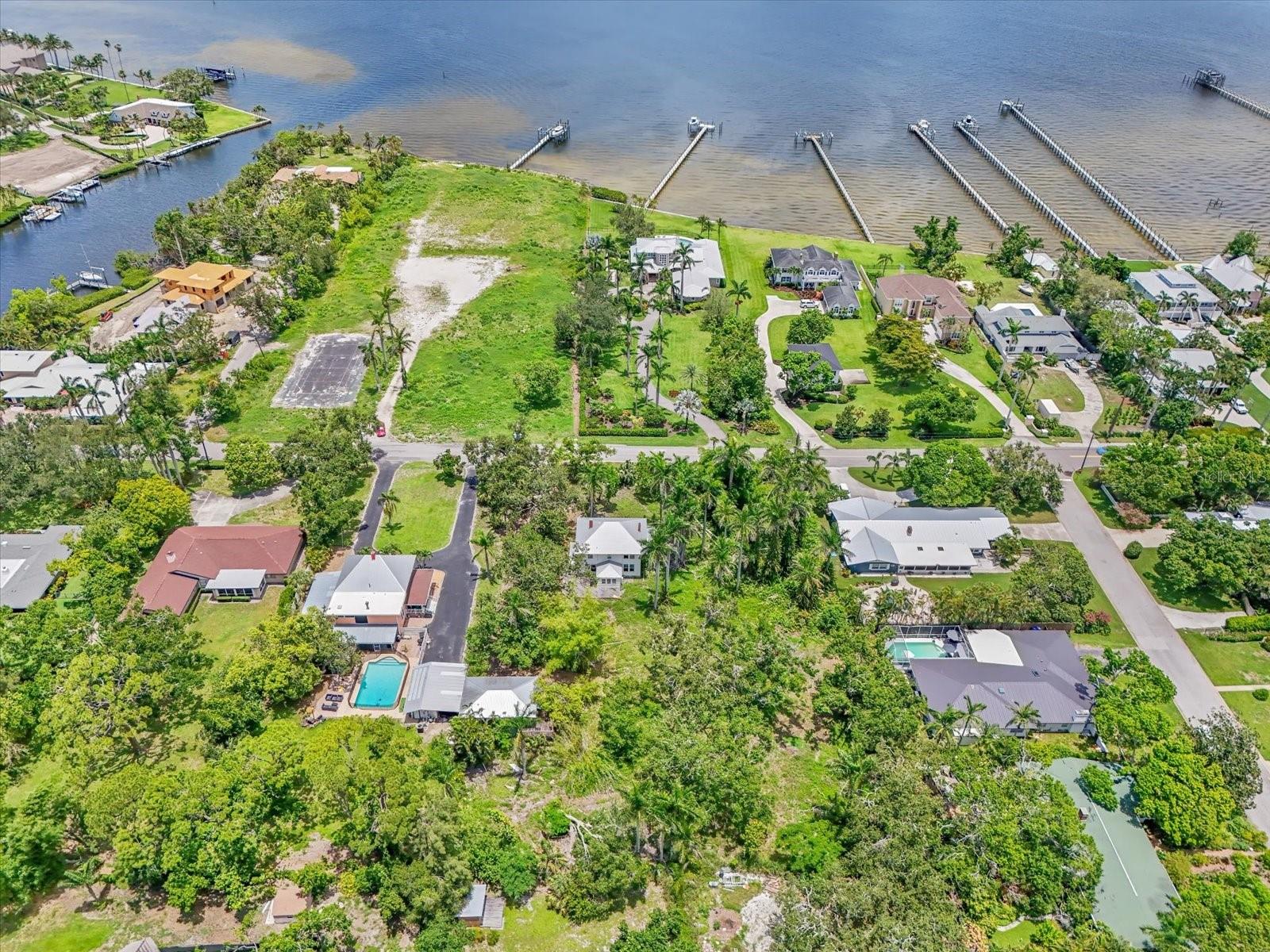 3601 Riverview Boulevard, Bradenton, FL