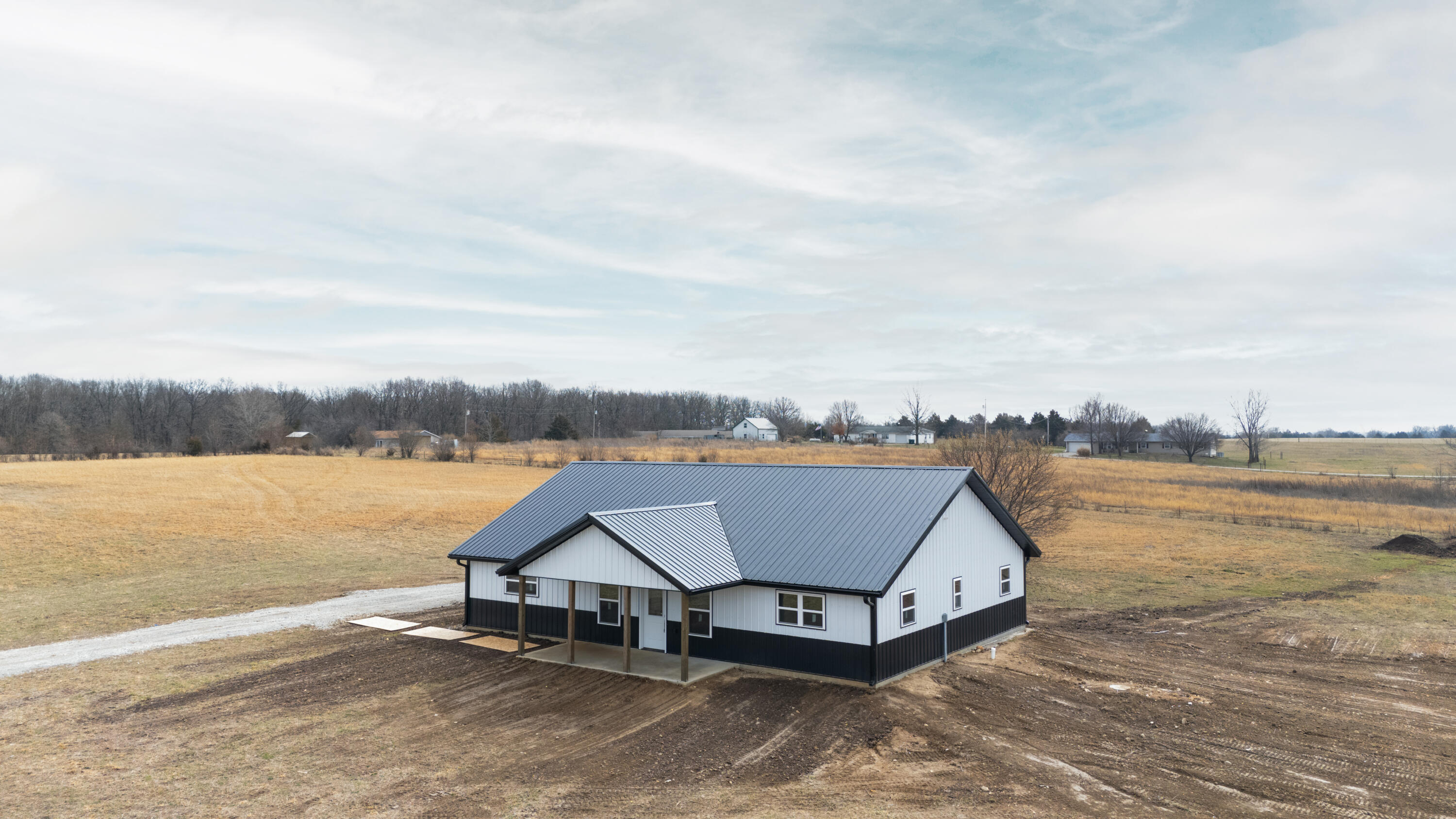 24 Deer Meadow Ln