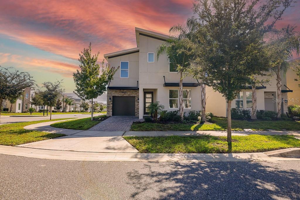 9255 Sommerset Hills Drive, Davenport, FL