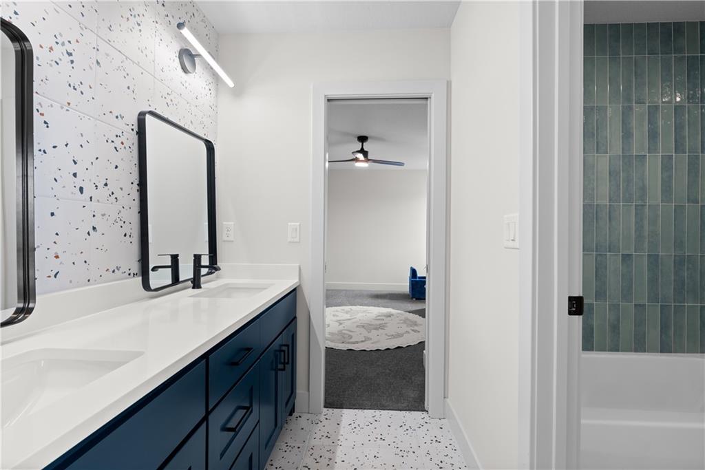 4 Broken Arrow Court