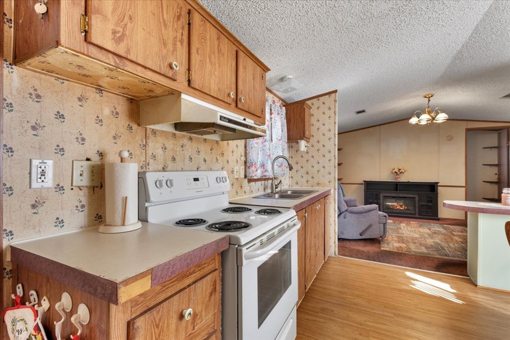 148 SE 911th St