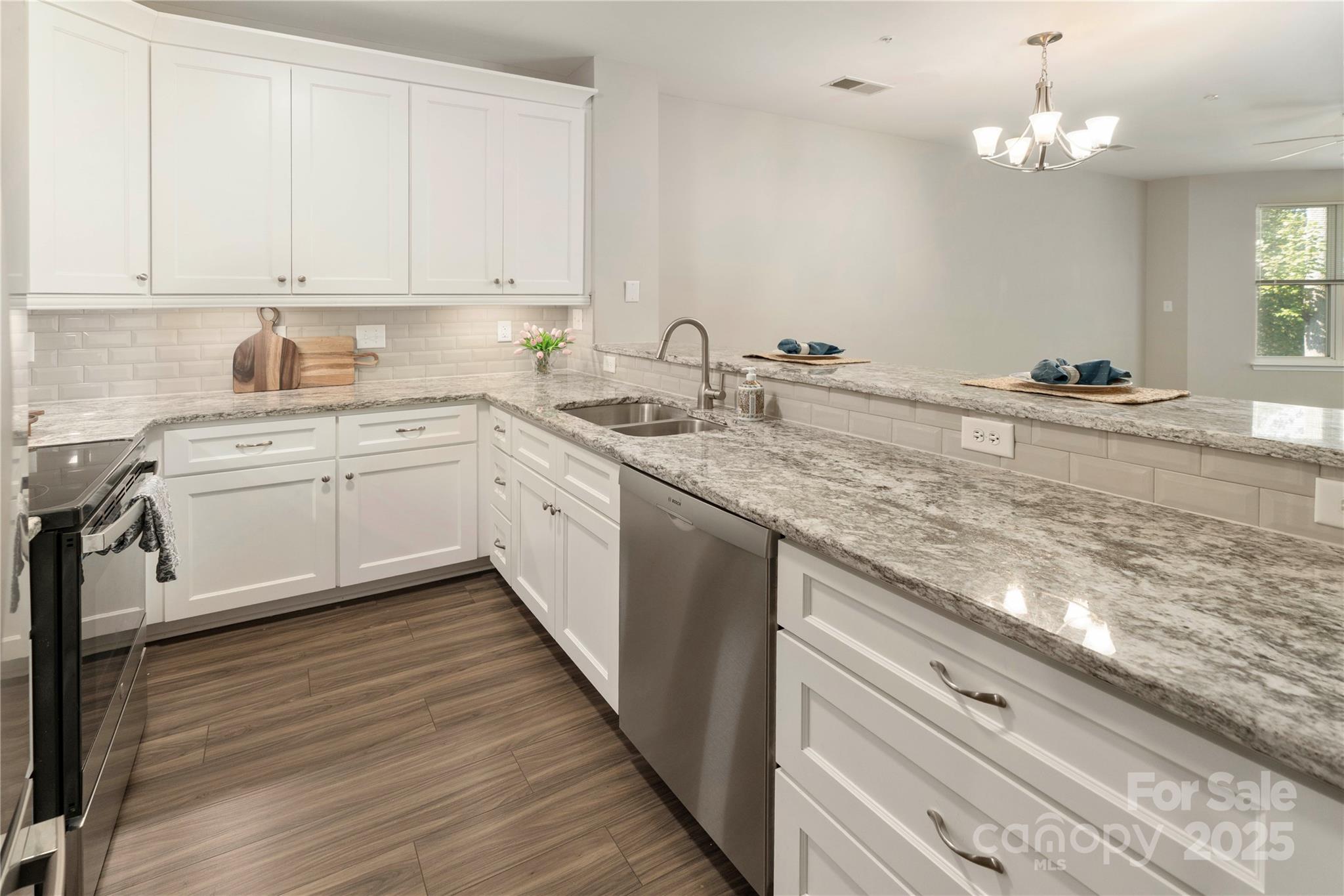 714 Northeast Drive 53