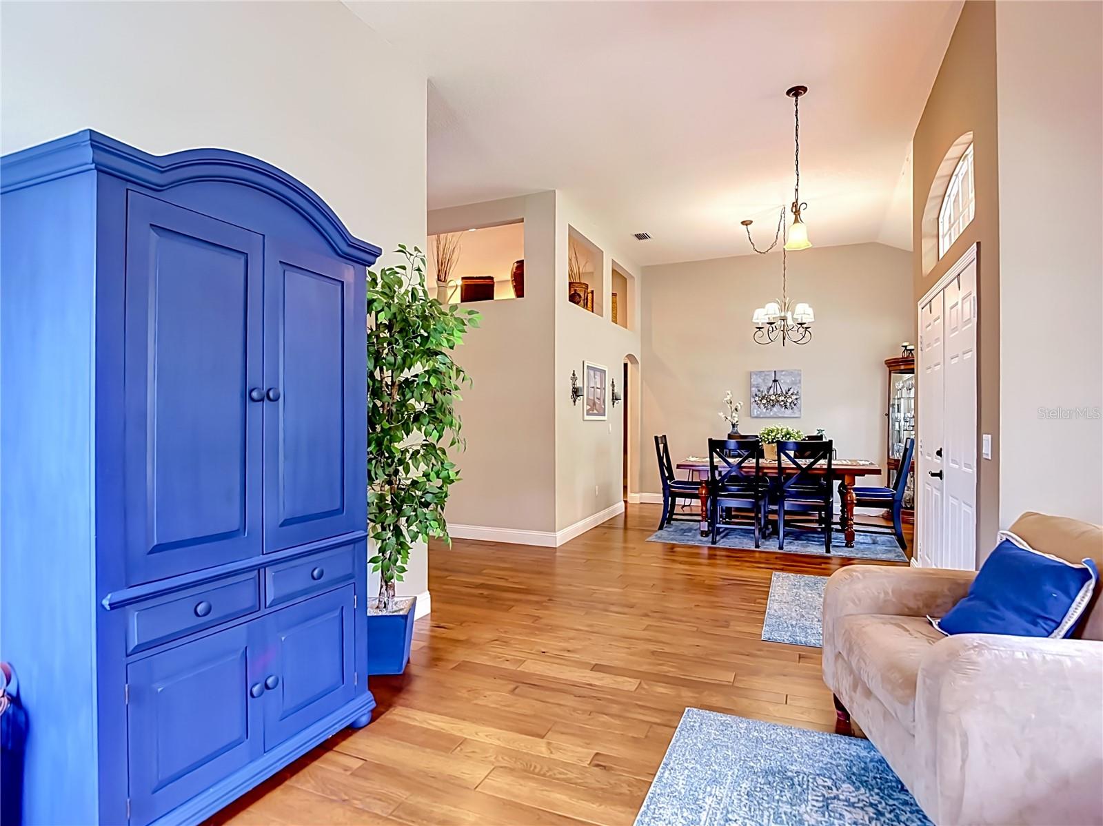 19101 Golden Cacoon Place