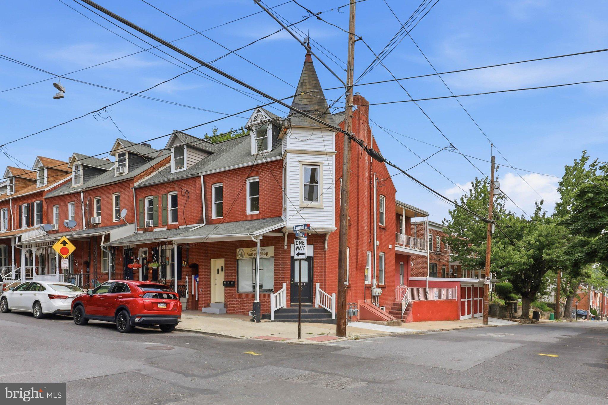 121 Laurel Street