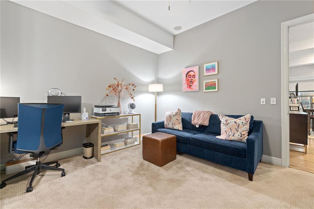 1101 Walnut Street 601